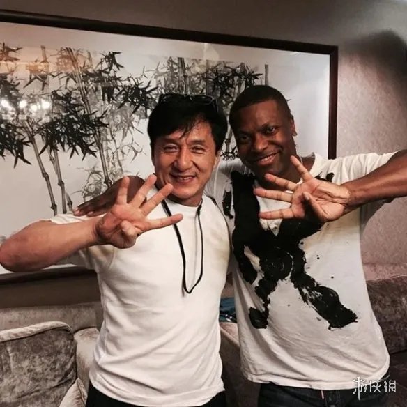 《尖峰时刻4》要来了吗?主演塔克和成龙合照比“4”