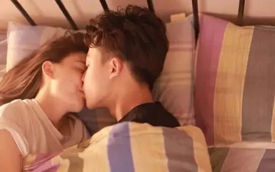 谈恋爱时候男生为什么喜欢到处摸？