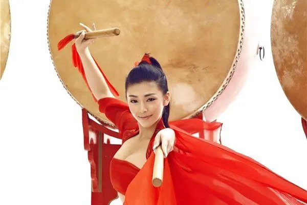 萨瑶瑶精忠梁红玉 欺骗大众写真居然有人买卖