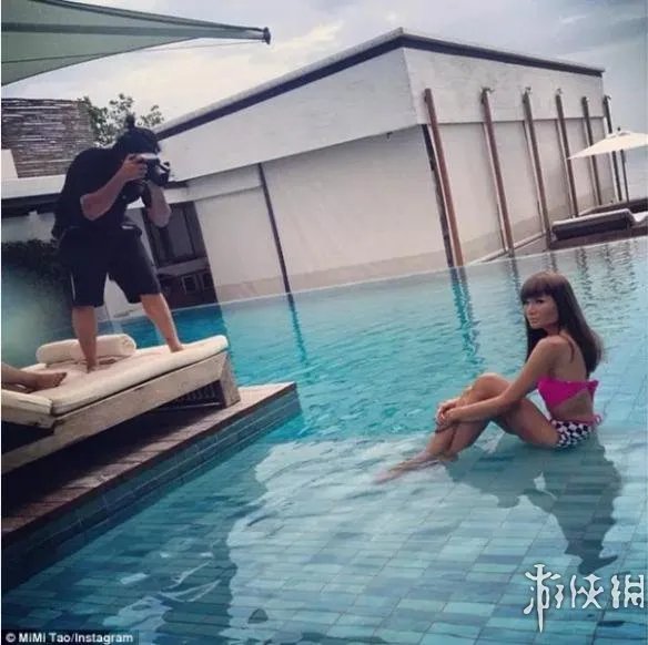 泰国和尚变性后当模特 有一副好身材大长腿比例惊人