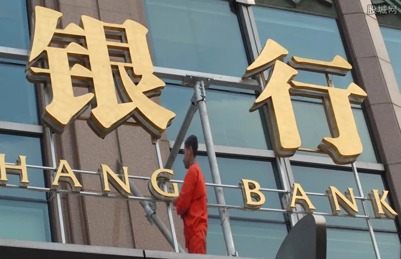 娓呮槑鑺傞摱琛屾斁鍋囧悧 閾惰鐢佃瘽瀹㈡湇澶氬皯