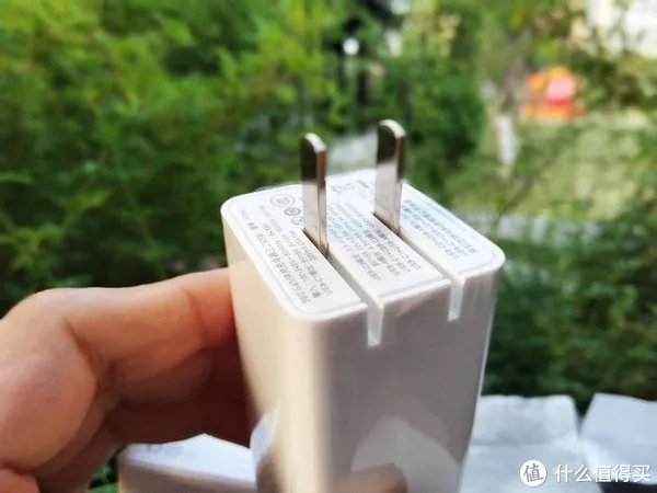 360GaN氮化镓快充充电器测评-功率大、体积小、充电快