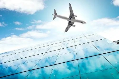 端午节的机票价格较五一假期下降三成左右，端午节出游该如何选择出行方式？