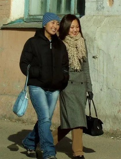 一夫二妻晚上怎么过 揭秘外蒙古一夫二妻的生活