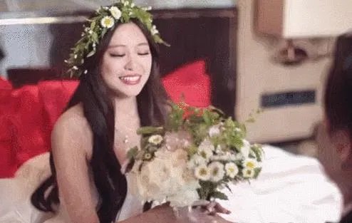 魏哲鸣老婆王岚个人资料照片：魏哲鸣王岚婚纱照