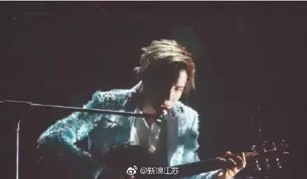 如何看待演唱会包厢变“小黑屋”，200多名薛之谦粉丝被骗惨？