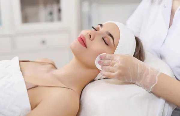 一般美白多少钱