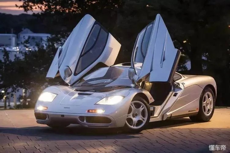 极品飞车9法拉利（封面车型不能忘）