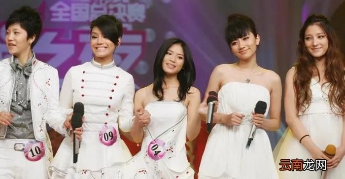 快女黄英晒近照 快女黄英近况