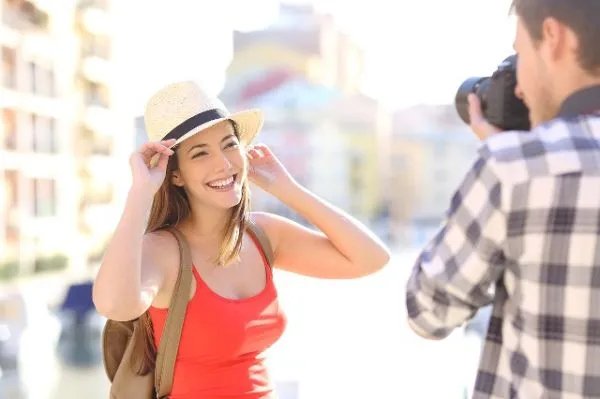 你认为男女之间暧昧与友谊的界限是什么？