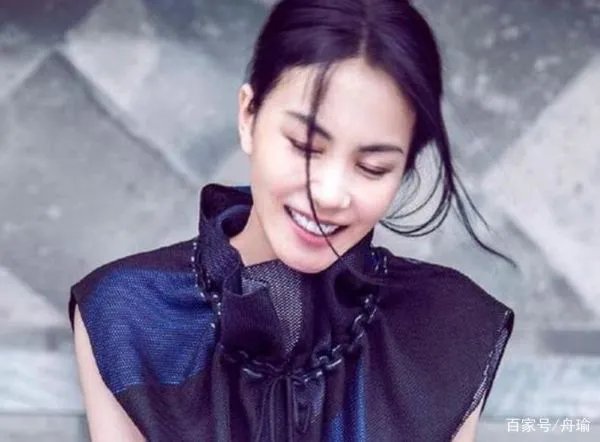 王菲第一任老公是谁