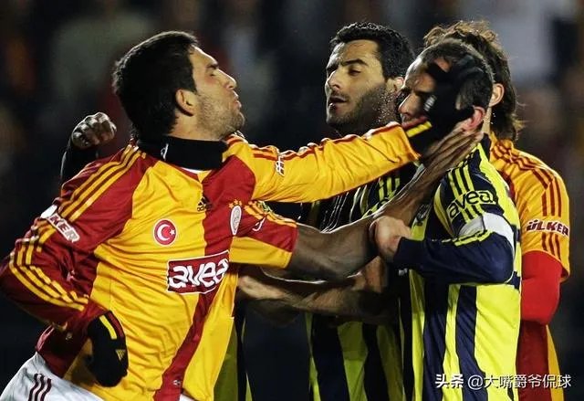 土耳其排球水平不高，为什么高水平的女排选手要去那里打球？