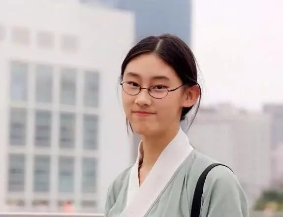 武亦姝诗词大会视频