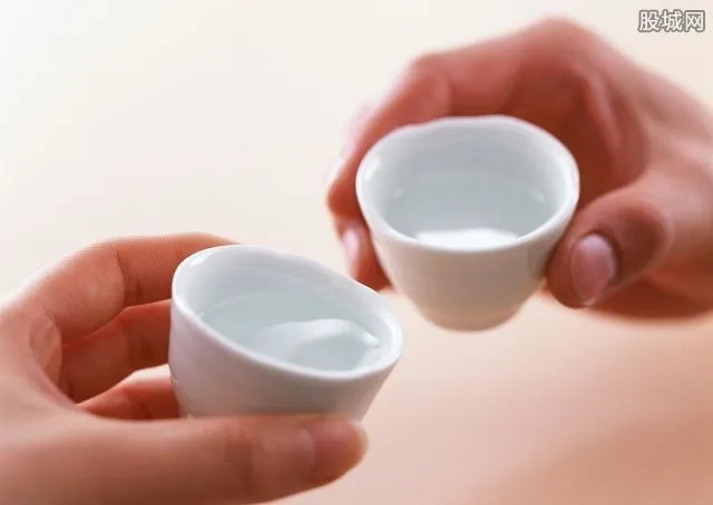 二锅头酒怎么样 红星珍品二锅头价格怎么样？