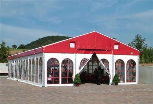 婚庆帐篷出租一般多少钱 租赁婚庆帐篷要注意什么