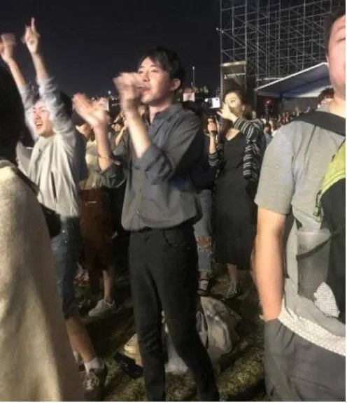 俞灏明哪里看音乐节？