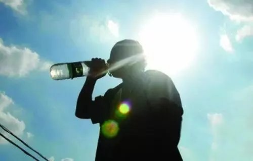 东京本月超100人因中暑死亡,中暑为何也会致死吗?