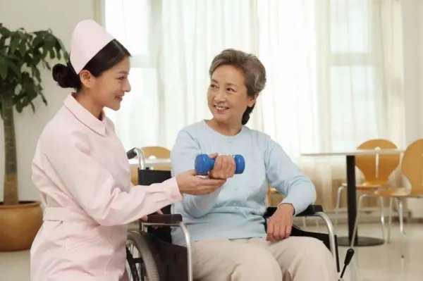 企业职工月人均养老金2900元，你觉得这些钱够养老吗？