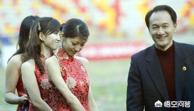 足协在中超动员会上宣布2019赛季将推出职业裁判制度，你觉得这样能避免黑哨？