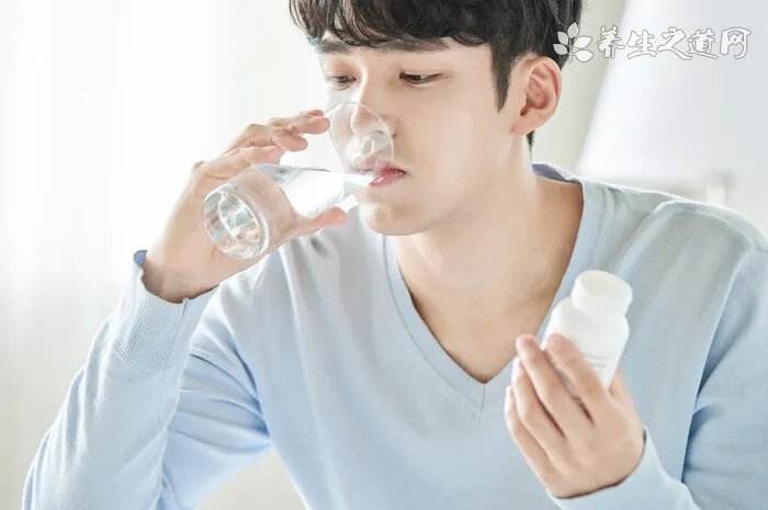 花冠-故障黄灯亮，深踩油门无反应，只能怠速慢行，是什么问题？