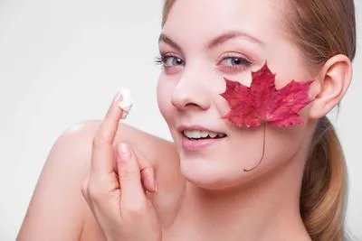 泌乳素高是什么原因引起的