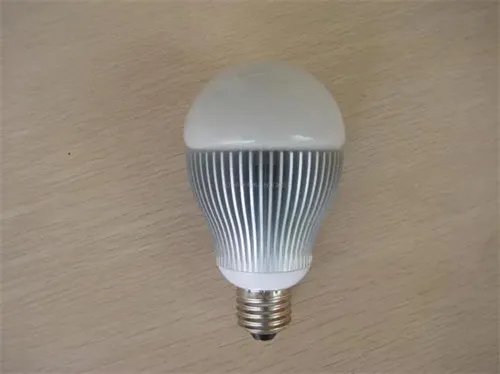 led灯珠一个多少伏