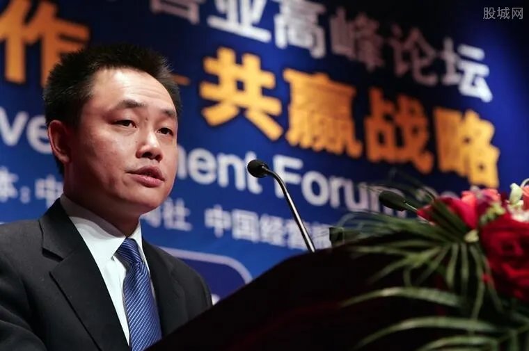 黄光裕进去的根本原因 因涉嫌经济犯罪