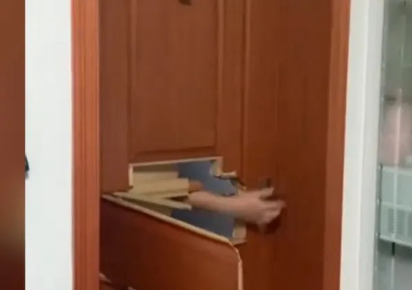 江苏女子称遭陌生男破门而入,事情真相是怎样的?