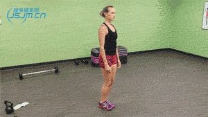 都说深蹲可以练翘臀,可是应该怎么练?