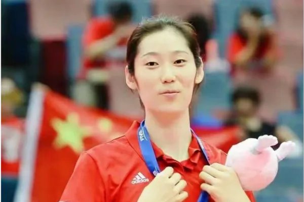 朱婷为什么不参加世界女排联赛