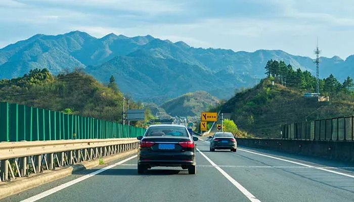 2021清明小车过高速免费吗 清明小客车高速免费几天