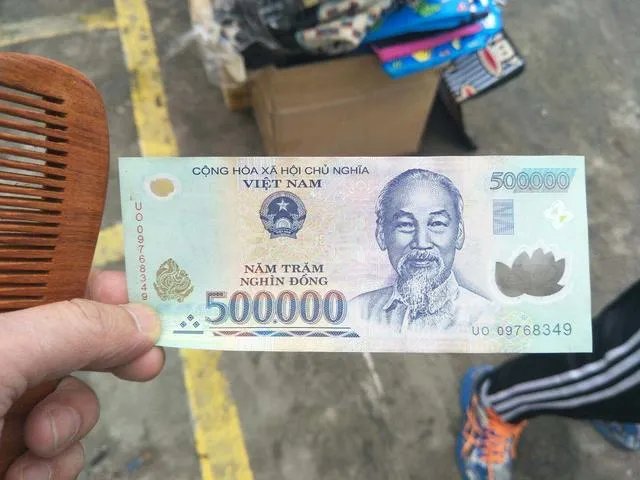 年内超千家银行网点关门意味着什么