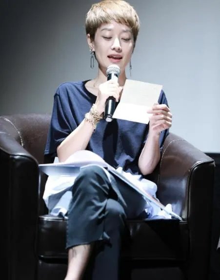 马伊琍离婚后公开现身什么样子 马伊琍近况什么样