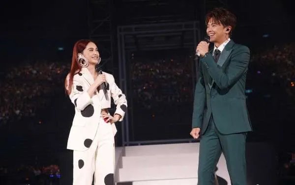 杨丞琳发文告别黄鸿升具体都说了什么？