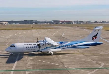 加拿大一载25人飞机坠毁具体情况如何?