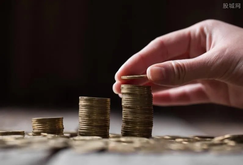 零钱通1万一天收益多少 收益是每天结算吗