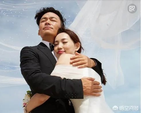 马蓉怒怼王宝强炒作，并放出王宝强卡内余额的实锤，对此你怎么看？