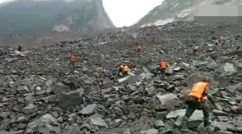 茂县垮塌位置位移可能导致二次滑坡？