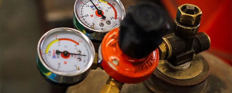 煤气罐在什么情况下会爆炸 煤气罐在太阳下暴晒会爆炸吗