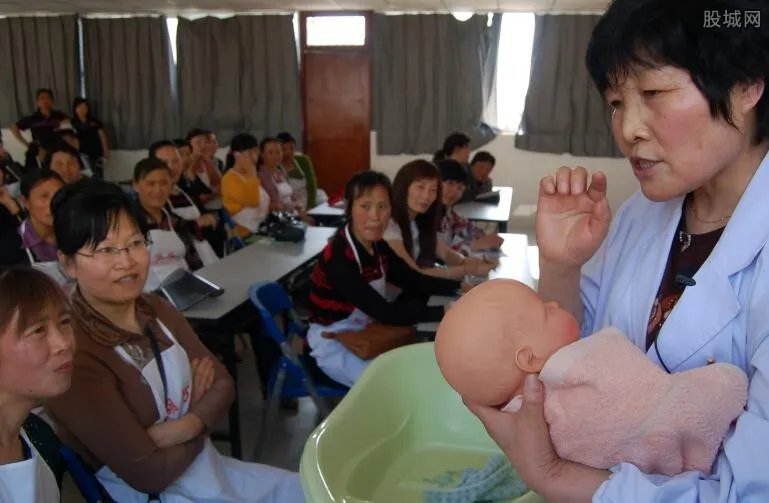 保姆连打孩子头部 请保姆要注意哪些问题