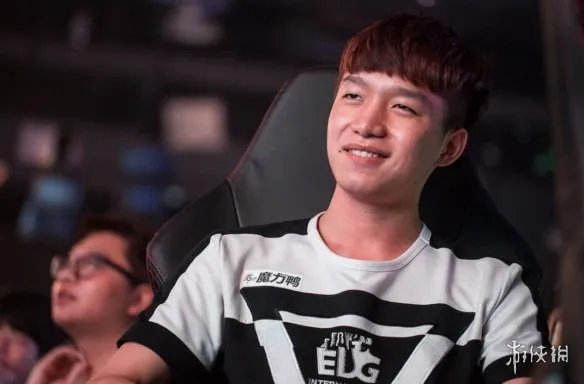 EDG对阵SN厂长首发！时隔132天那个男人又回来了！