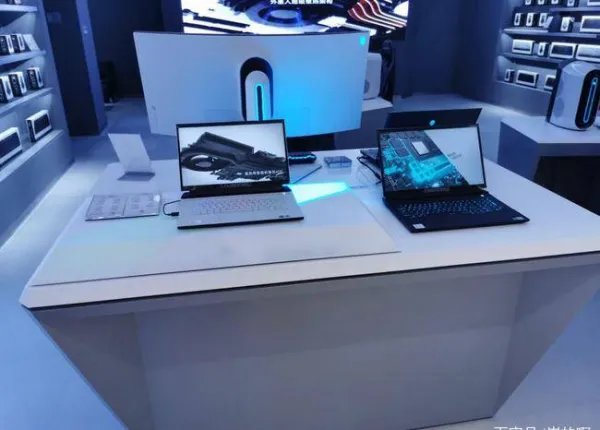 外星人24小时售后电话