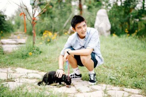 陈飞宇亮相《新闻联播》，他是以什么形象出现在新闻里的呢？