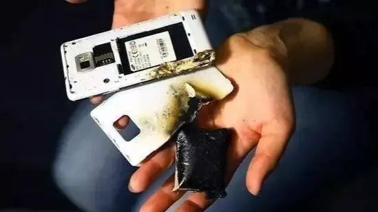 三星note2手机爆炸起火，究竟是怎么回事？