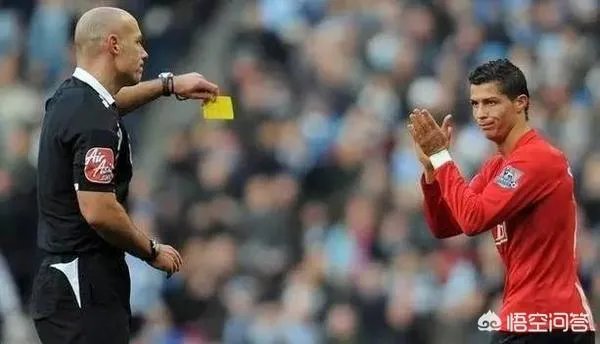 足协在中超动员会上宣布2019赛季将推出职业裁判制度，你觉得这样能避免黑哨？