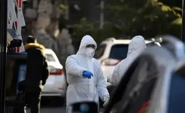 北京新增本土确诊32例，无症状1例，本次确诊病例分布在了哪儿？