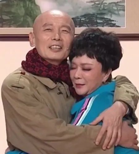 蔡明的老公是谁?