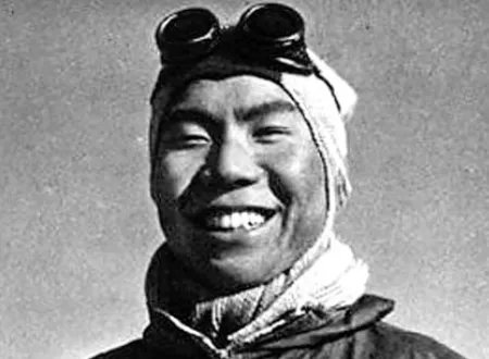 中国登山队首次登上珠穆朗玛峰