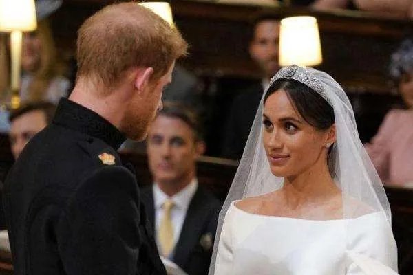 英国王妃梅根的偶像是特朗普的女儿伊万卡，这会影响身份吗？