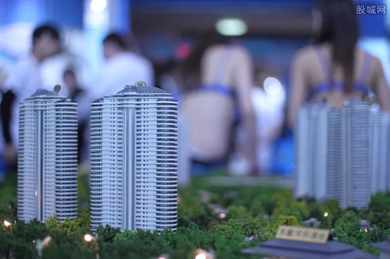 30栋楼空置十年 空置原因成谜住建委已介入调查